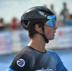 Cádomotus Omega Aero Helmet - Gloss Black -Roller Skating Store CadomotusOmegaHelmet GlossBlack 4