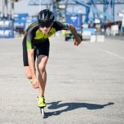 Cádomotus - Sigma II - Aerodynamic Helmet - Black -Roller Skating Store CadomotusSigmaII Black 6